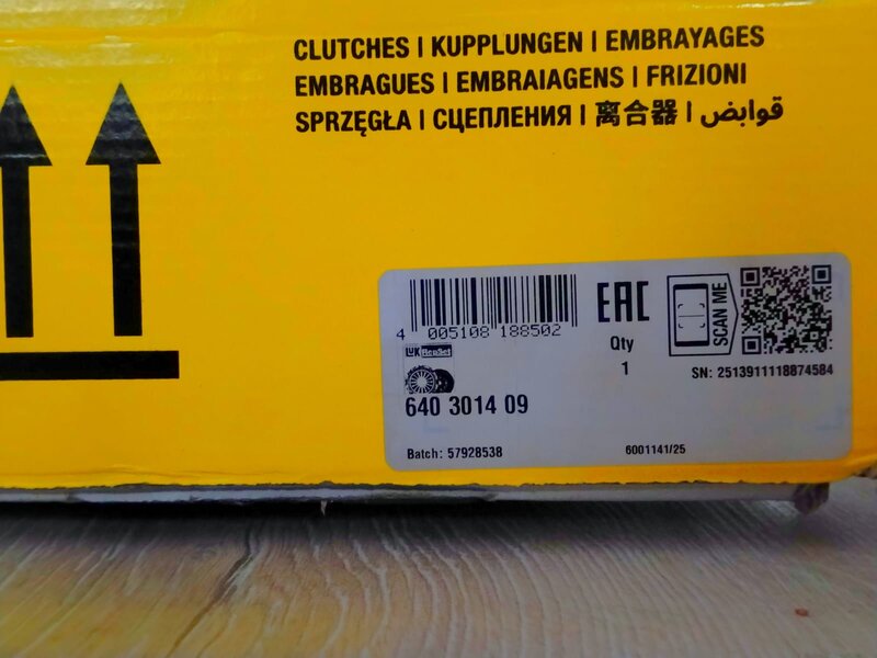 Vand doua chituri de ambreiaj noi